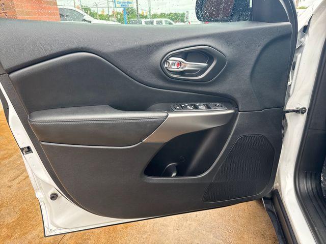used 2020 Jeep Cherokee car, priced at $19,495