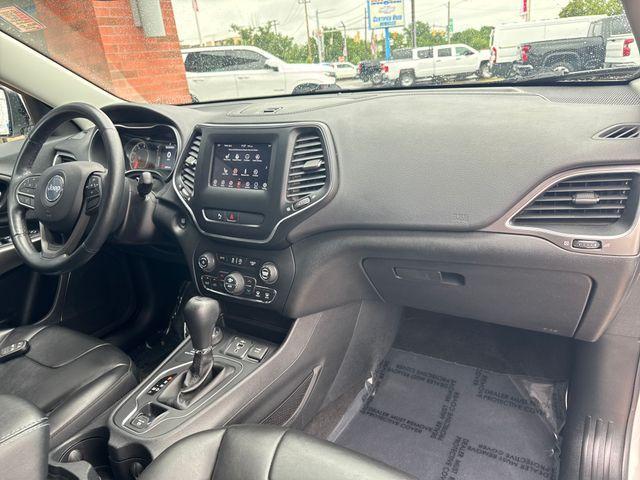 used 2020 Jeep Cherokee car, priced at $19,495