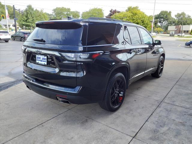 used 2020 Chevrolet Traverse car, priced at $23,106