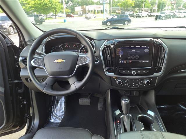 used 2020 Chevrolet Traverse car, priced at $23,106