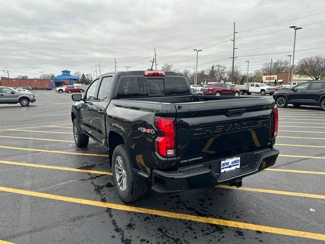 new 2024 Chevrolet Colorado car, priced at $47,115