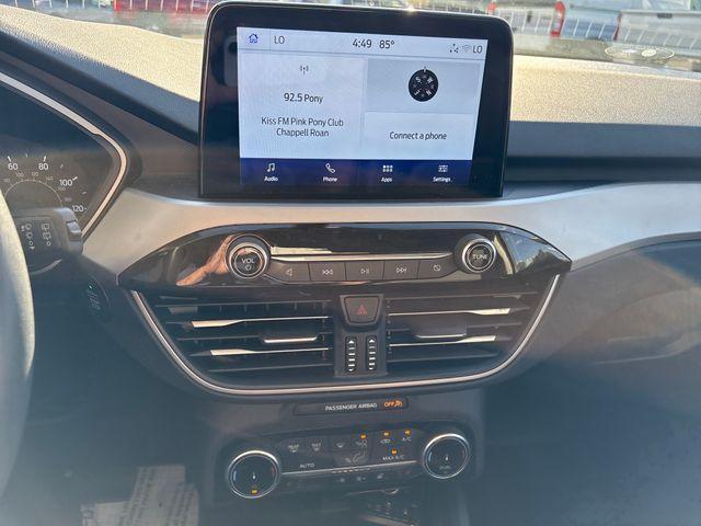 used 2022 Ford Escape car, priced at $22,249