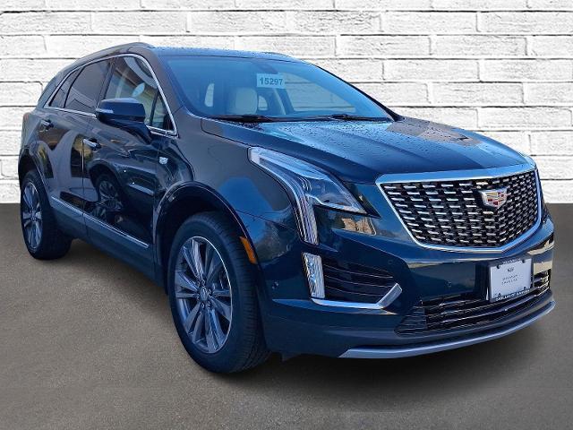 new 2025 Cadillac XT5 car, priced at $57,660