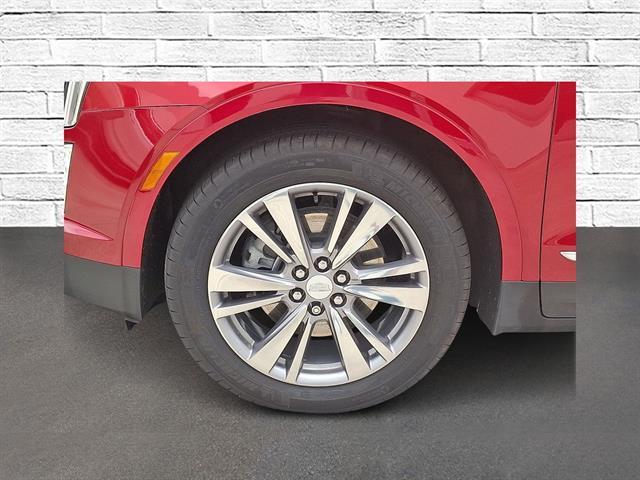 used 2024 Cadillac XT5 car, priced at $42,777