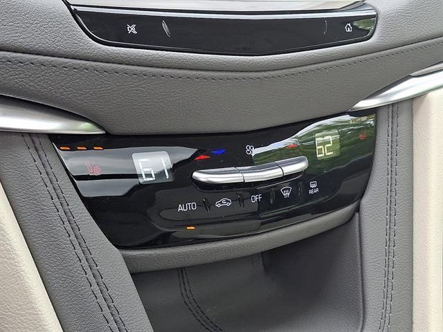 used 2024 Cadillac XT5 car, priced at $42,777