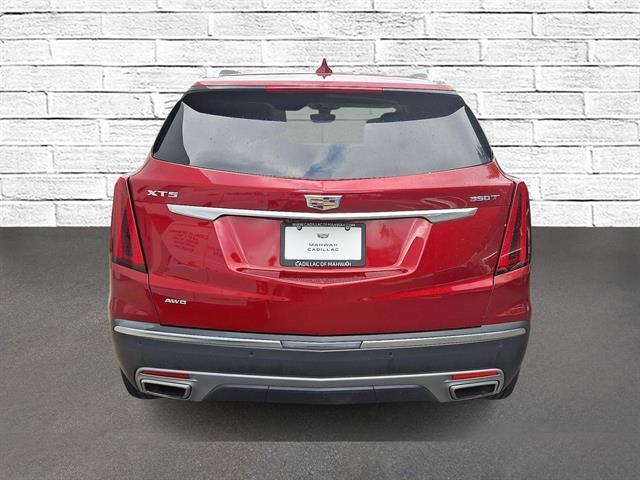 used 2024 Cadillac XT5 car, priced at $42,777