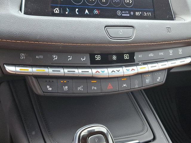 used 2021 Cadillac XT4 car, priced at $29,999