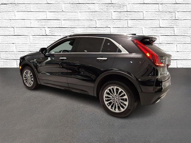 used 2024 Cadillac XT4 car, priced at $43,777