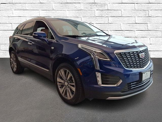 new 2025 Cadillac XT5 car, priced at $55,890