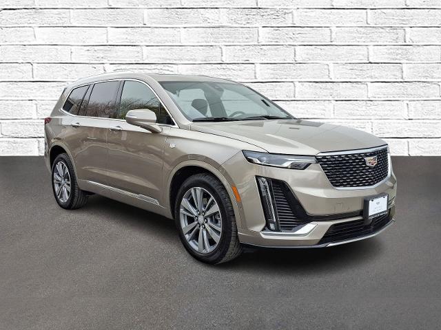 used 2022 Cadillac XT6 car, priced at $36,777