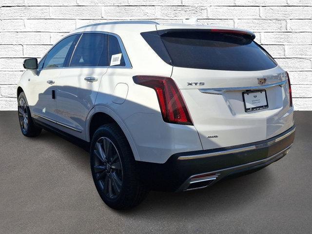 new 2025 Cadillac XT5 car, priced at $55,989