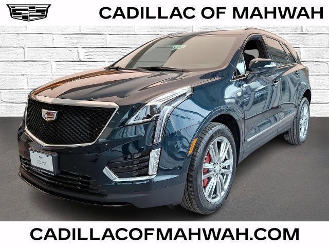 new 2025 Cadillac XT5 car, priced at $62,609