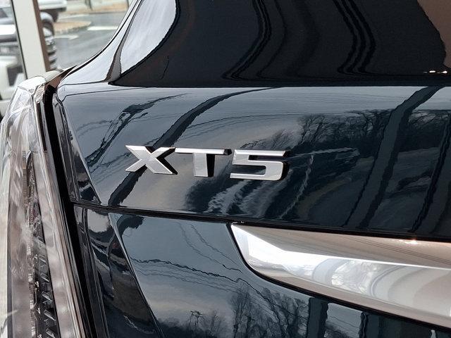 new 2025 Cadillac XT5 car, priced at $62,609