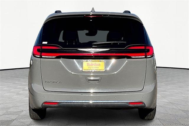 used 2022 Chrysler Pacifica car, priced at $20,000