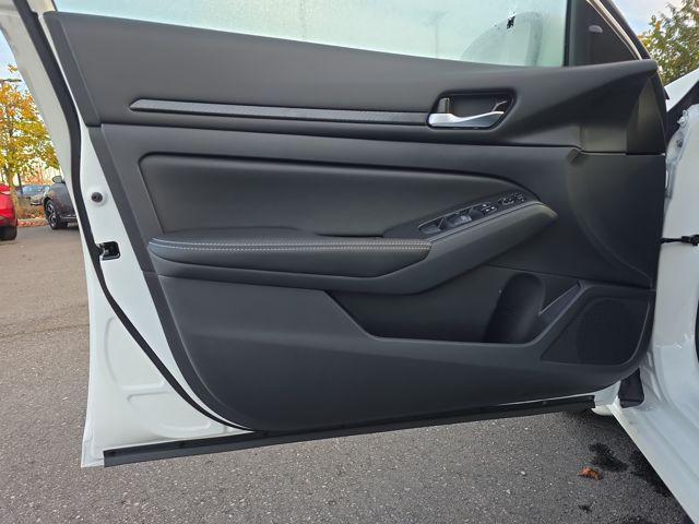 new 2025 Nissan Altima car, priced at $28,356