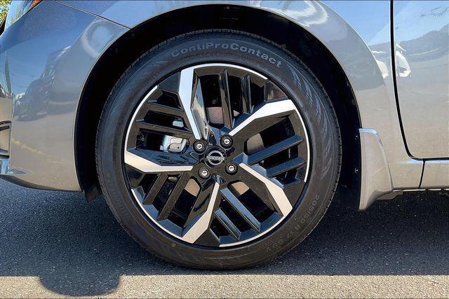 new 2025 Nissan Versa car, priced at $22,335