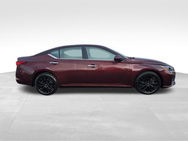new 2025 Nissan Altima car, priced at $27,590