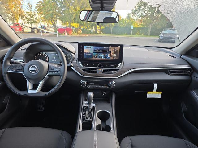new 2025 Nissan Altima car, priced at $27,590