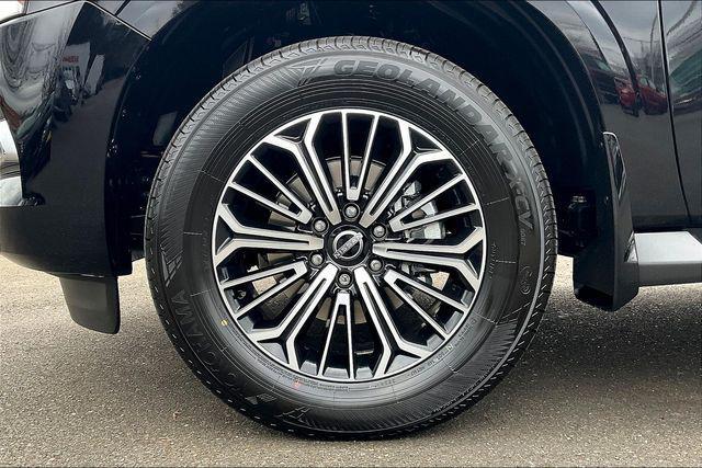 new 2025 Nissan Armada car, priced at $70,433