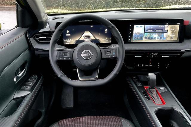 new 2025 Nissan Kicks car, priced at $29,031