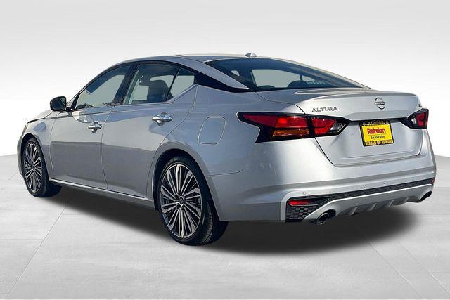used 2023 Nissan Altima car, priced at $19,726