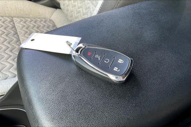 used 2024 Chevrolet Equinox car, priced at $17,711