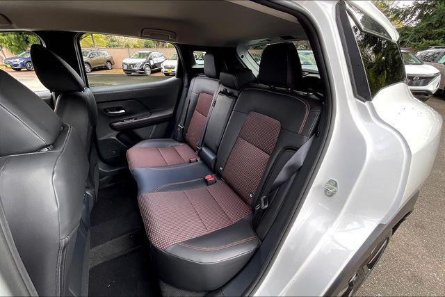 new 2025 Nissan Kicks car, priced at $28,955