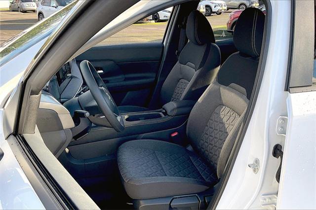 new 2025 Nissan Kicks car, priced at $27,340