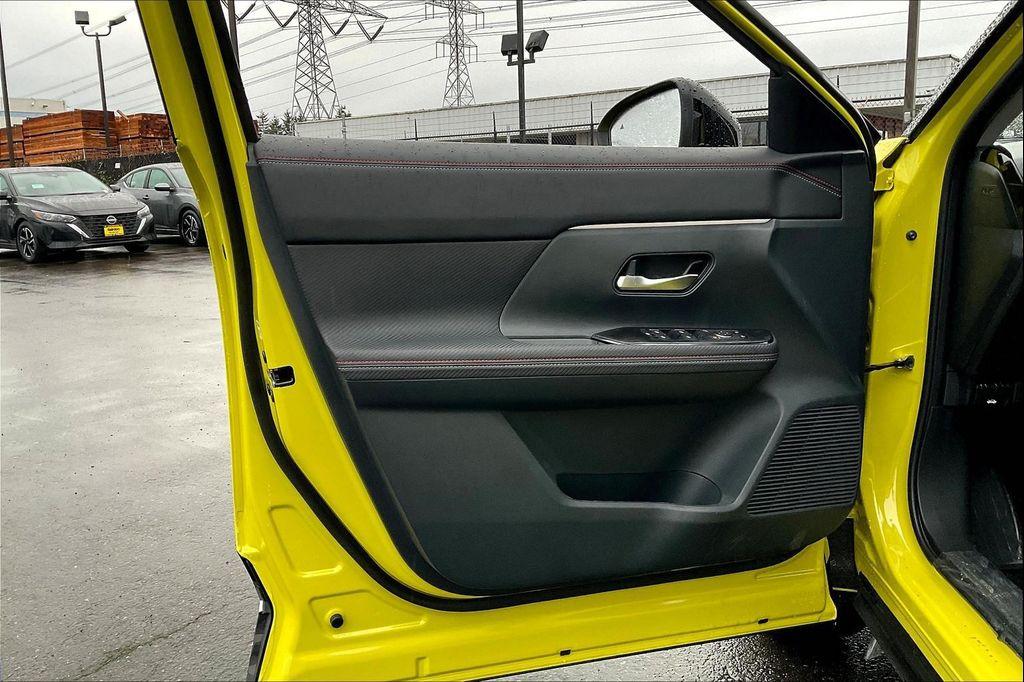 new 2025 Nissan Kicks car, priced at $31,120