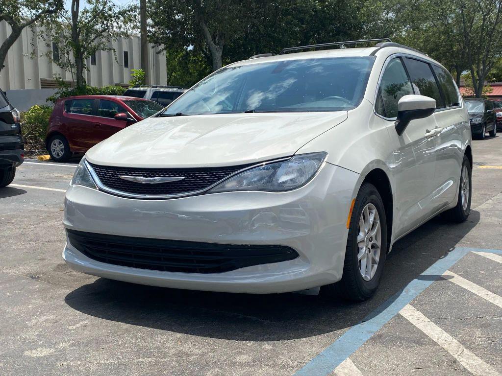 used 2017 Chrysler Pacifica car, priced at $5,999