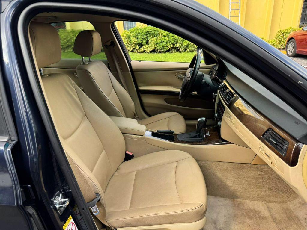 used 2009 BMW 328 car, priced at $2,899