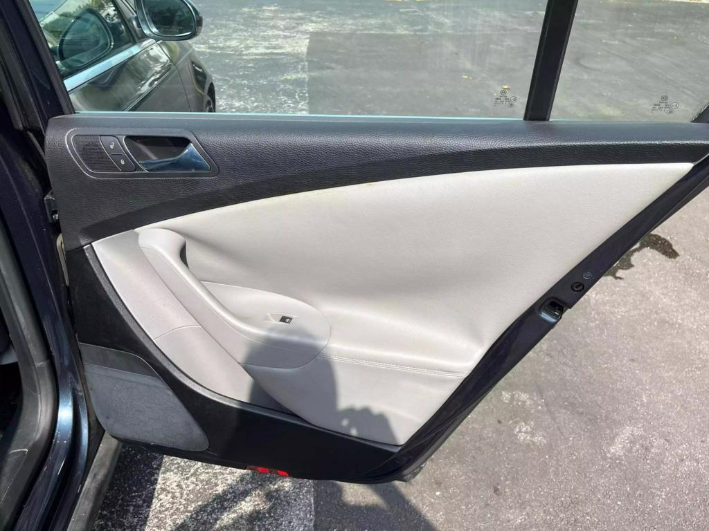 used 2007 Volkswagen Passat car, priced at $999