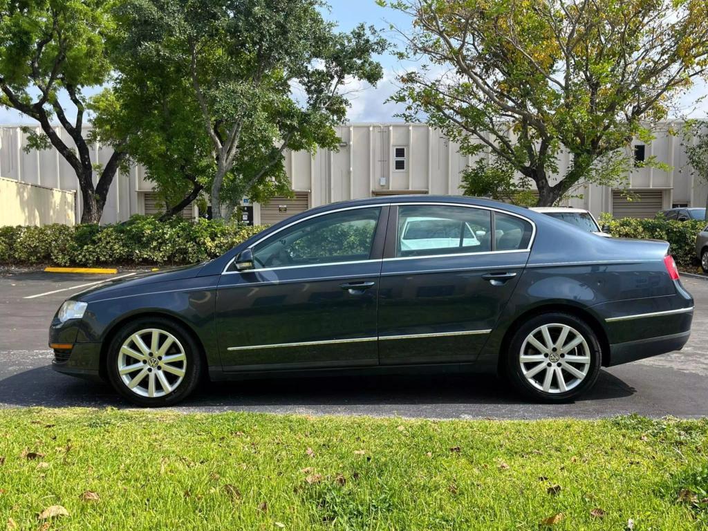 used 2007 Volkswagen Passat car, priced at $999