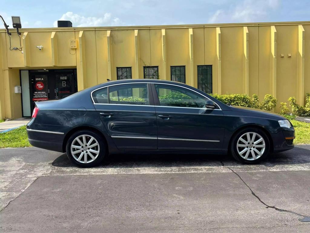 used 2007 Volkswagen Passat car, priced at $999