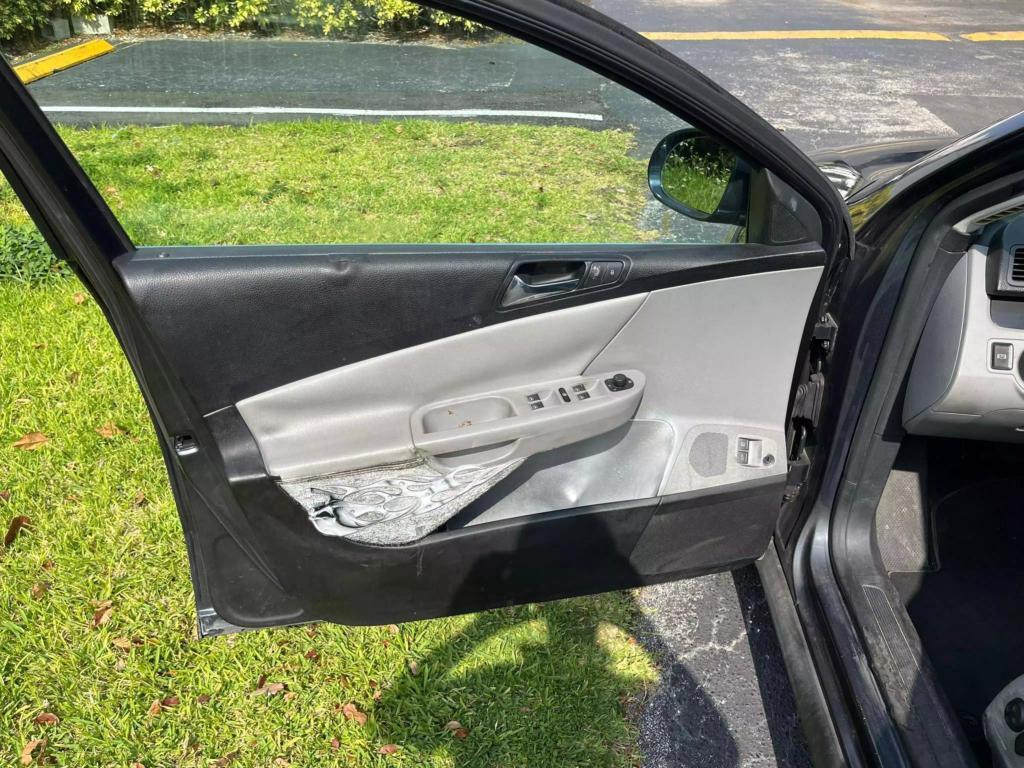 used 2007 Volkswagen Passat car, priced at $999