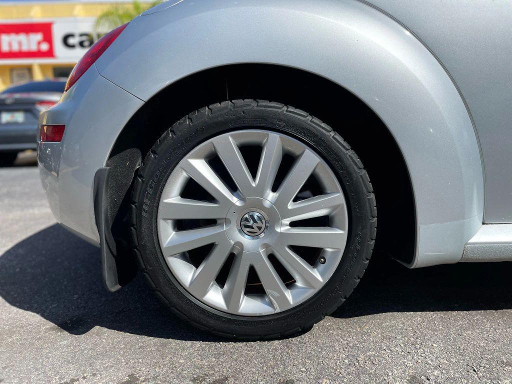 used 2008 Volkswagen New Beetle car, priced at $3,199