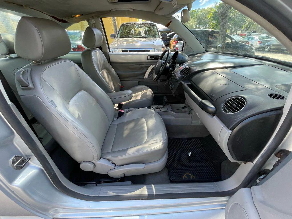 used 2008 Volkswagen New Beetle car, priced at $3,199