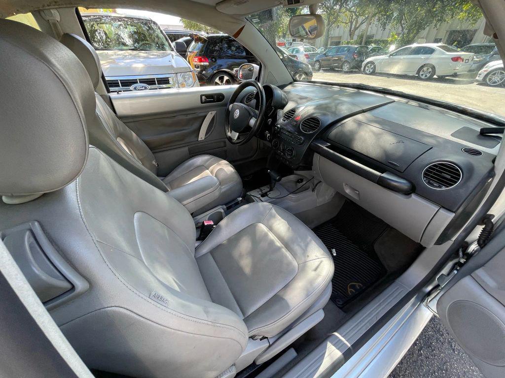 used 2008 Volkswagen New Beetle car, priced at $3,199