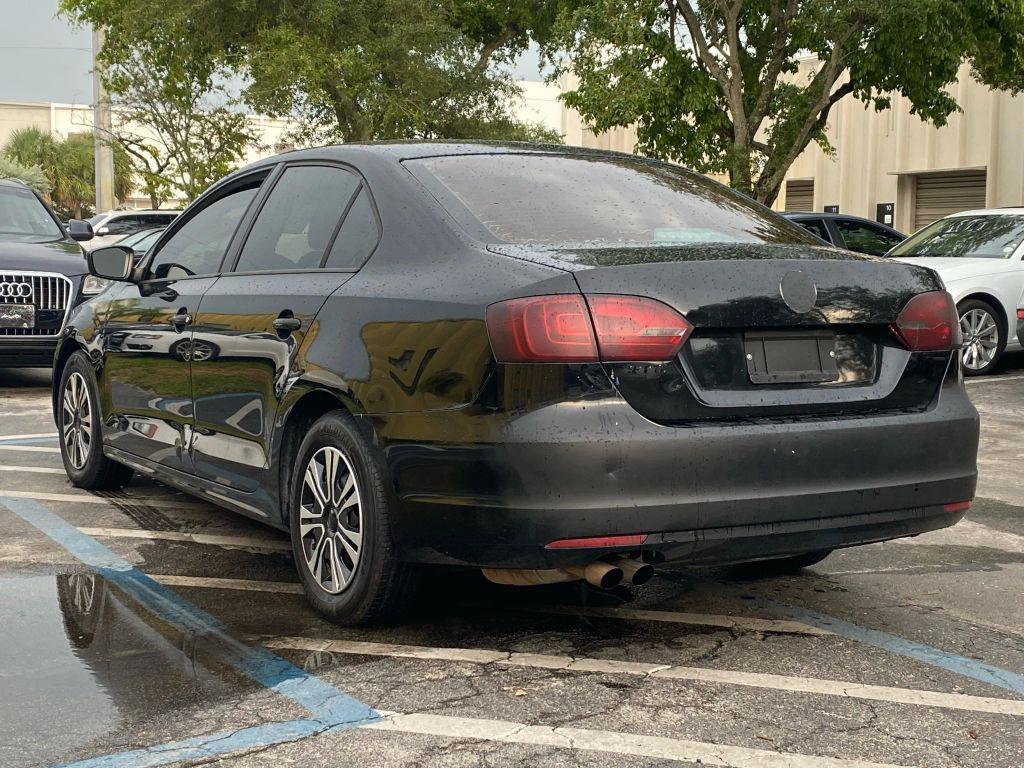 used 2014 Volkswagen Jetta car, priced at $3,399