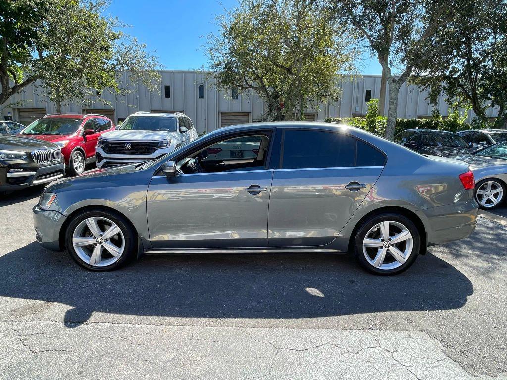 used 2013 Volkswagen Jetta car, priced at $3,799
