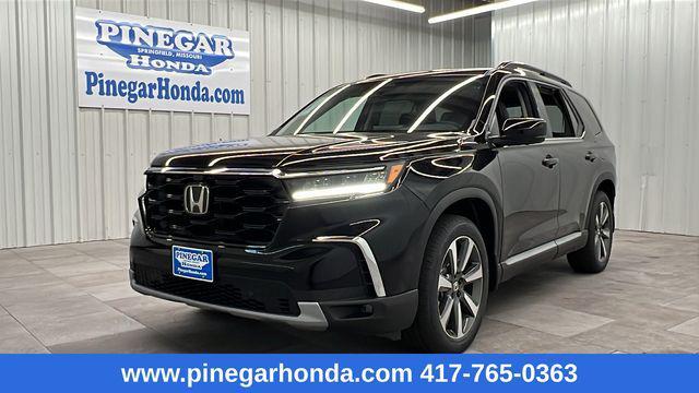new 2025 Honda Pilot car, priced at $54,530