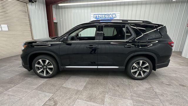 new 2025 Honda Pilot car, priced at $54,530