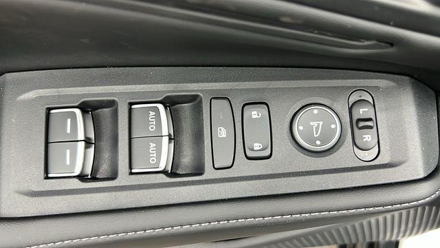 new 2025 Honda Accord Hybrid car, priced at $36,980