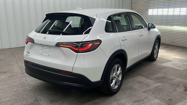 new 2025 Honda HR-V car, priced at $28,750