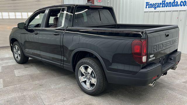 new 2025 Honda Ridgeline car, priced at $44,375