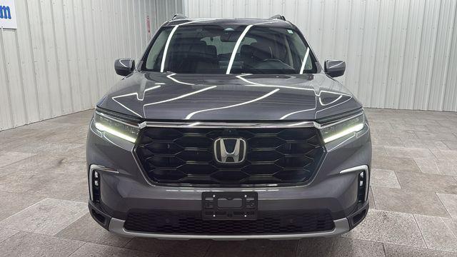 used 2023 Honda Pilot car, priced at $47,980