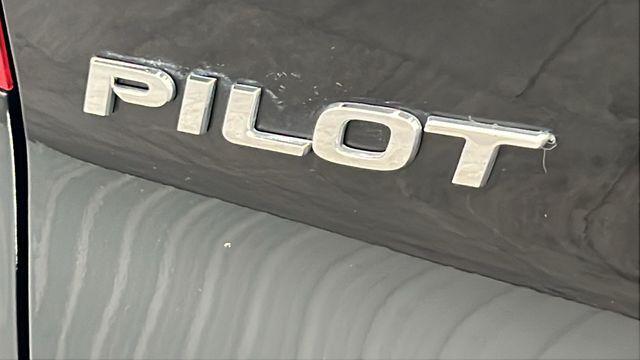 used 2022 Honda Pilot car, priced at $41,980