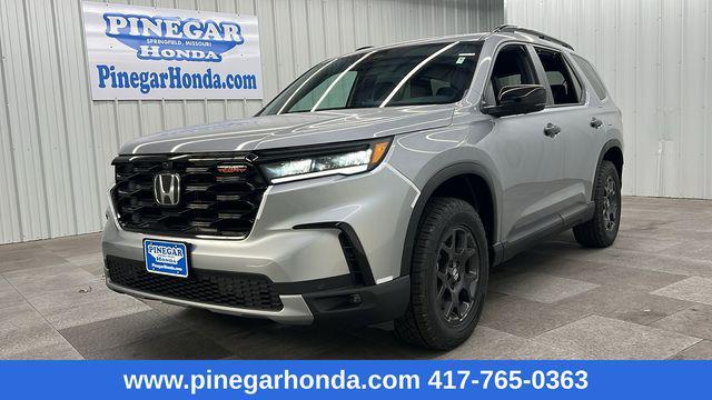 new 2025 Honda Pilot car, priced at $51,100