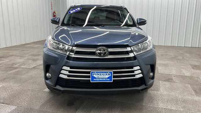 used 2018 Toyota Highlander car, priced at $32,950
