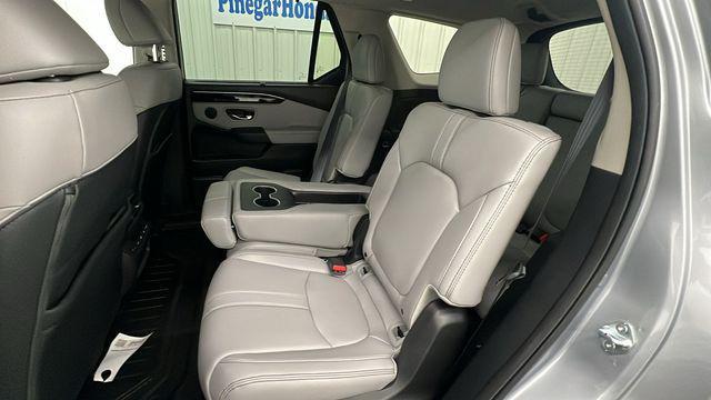 new 2025 Honda Pilot car, priced at $46,995